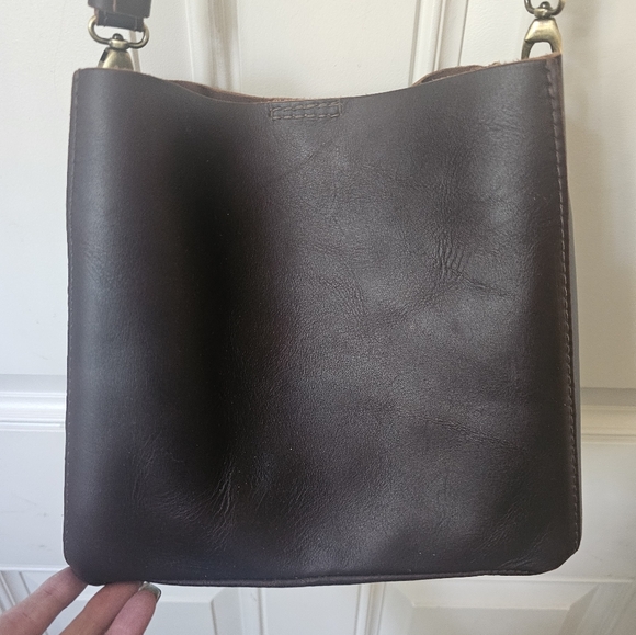 Portland Leather "BUTTERFLY" Tote/Crossbody "NWOT" - Picture 16 of 16